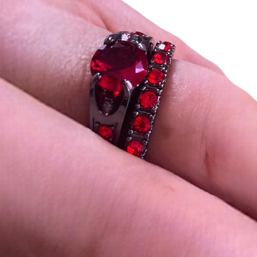 NWT Red Rhinestone Rings For Women Couple Wedding jewelry Bands Set Siz 8